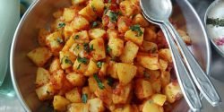 طرز تهیه دو پیازه سیب زمینی بوشهری با طعمی بی نظیر