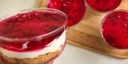 طرز تهیه چیز کیک انار ساده و فوری با طعمی بی نظیر