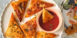 طرز تهیه سمبوسه پیتزایی به روش بیرونی و با طعم عالی