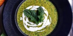 طرز تهیه سوپ اسفناج به روش رستورانی و با طعم بی نظیر