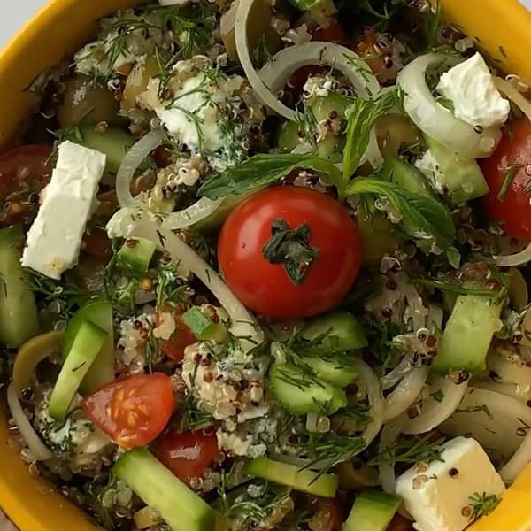 طرز تهیه سالاد کینوا
