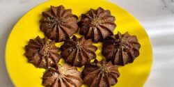 طرز تهیه شیرینی شکلاتی به روش خانگی و با طعمی بی نظیر