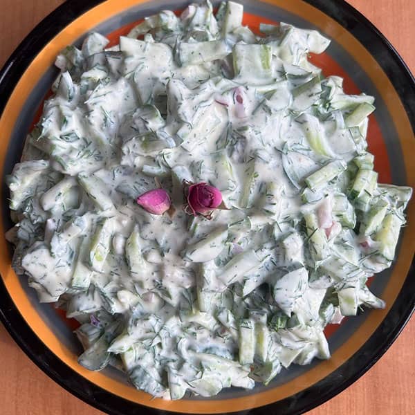 طرز تهیه سالاد خیار