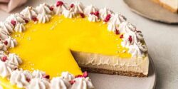 طرز تهیه چیز کیک لیمویی مجلسی با طعم بسیار عالی