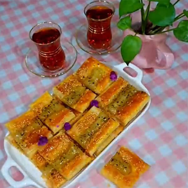 طرز تهیه اسلایس کرمدار