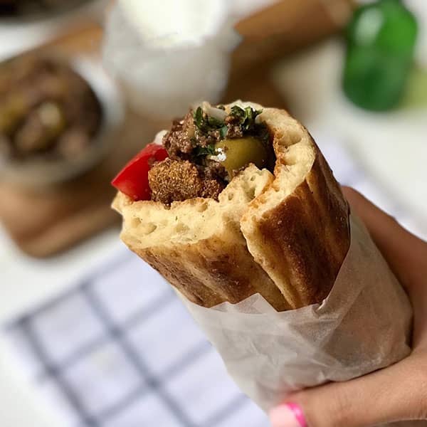 طرز تهیه ساندویچ کتلت لاهیجان
