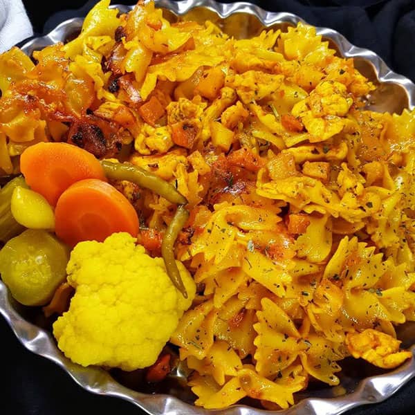 طرز تهیه ماکارونی با مرغ