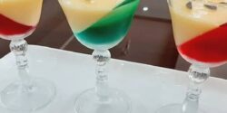 طرز تهیه دسر کاسترد با ژله مجلسی و طعمی بی نظیر