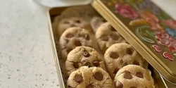 طرز تهیه کوکی با آرد کامل؛ یک شیرینی سالم خونگی برای همراهی با چای