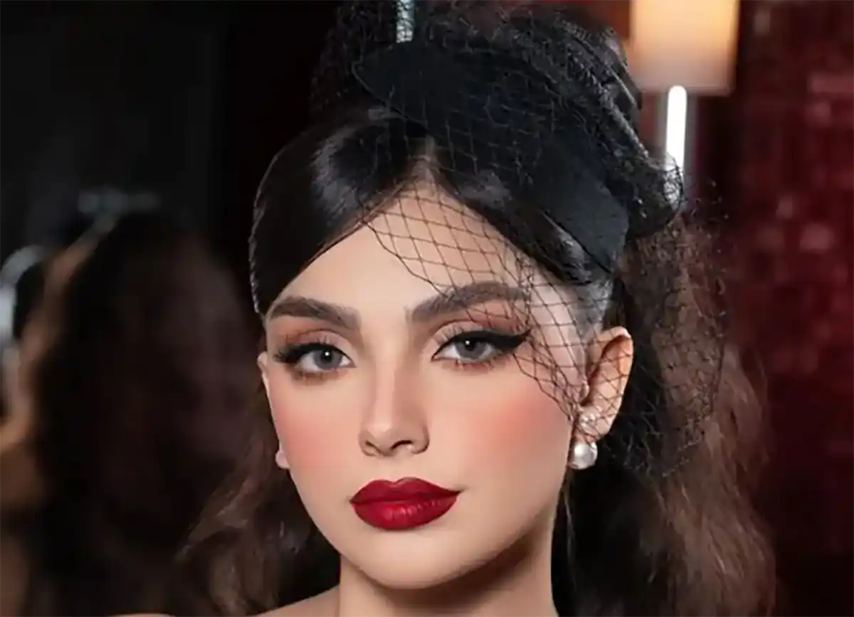 میکاپ عروس با رژ قرمز یونیک