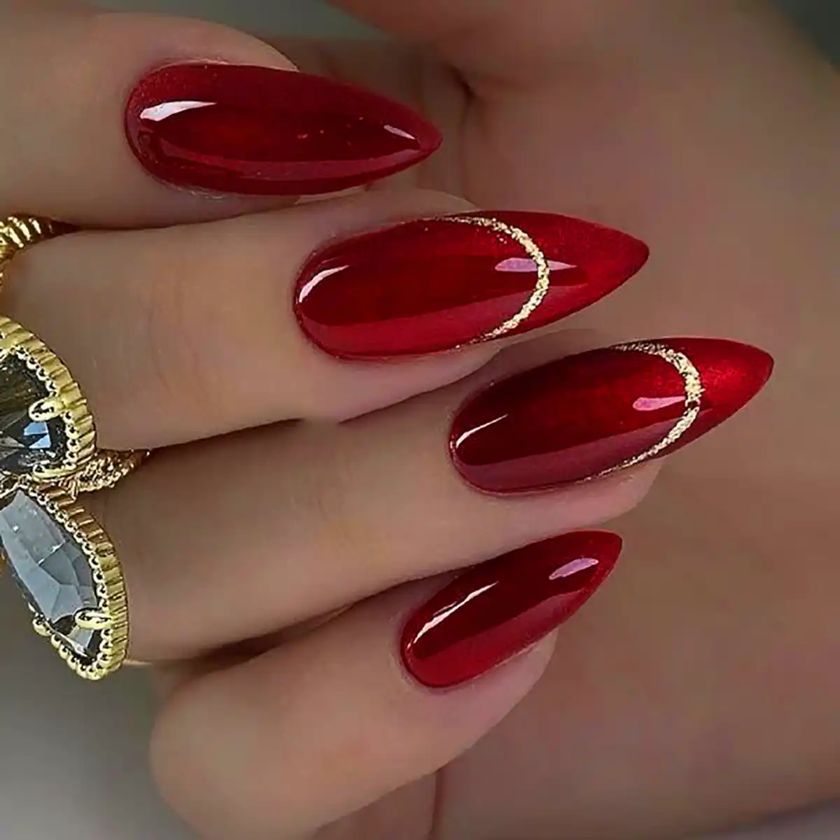 ژلیش ناخن قرمز جیغ 