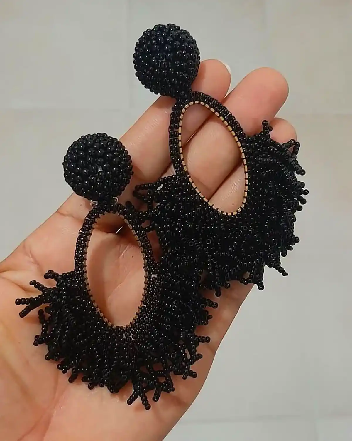 گوشواره مدرن مشکی