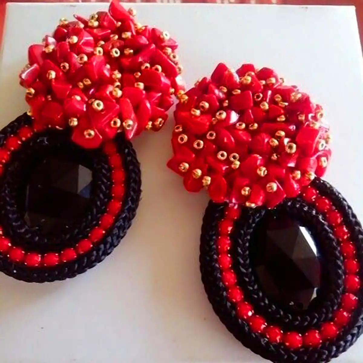گوشواره مدرن مشکی