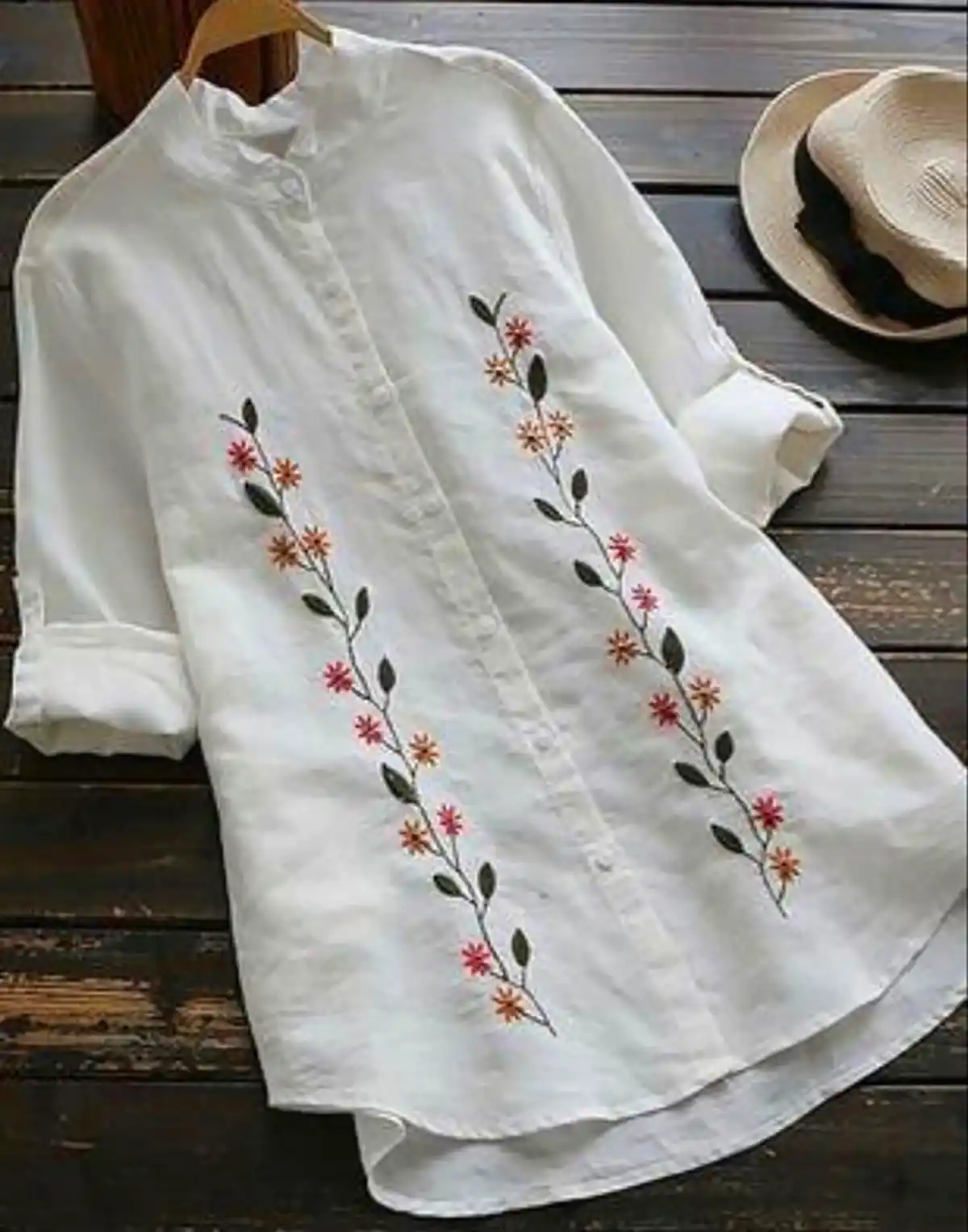شومیز سفید گلدوزی شده 