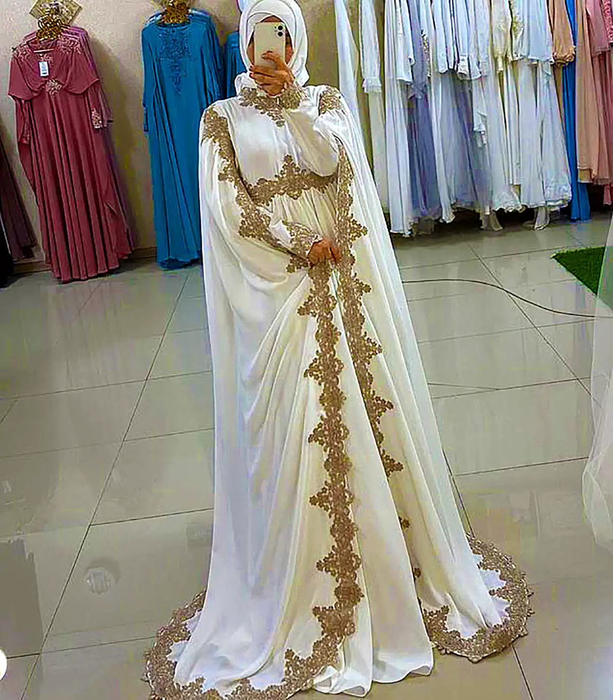 لباس عروس شنل دار 