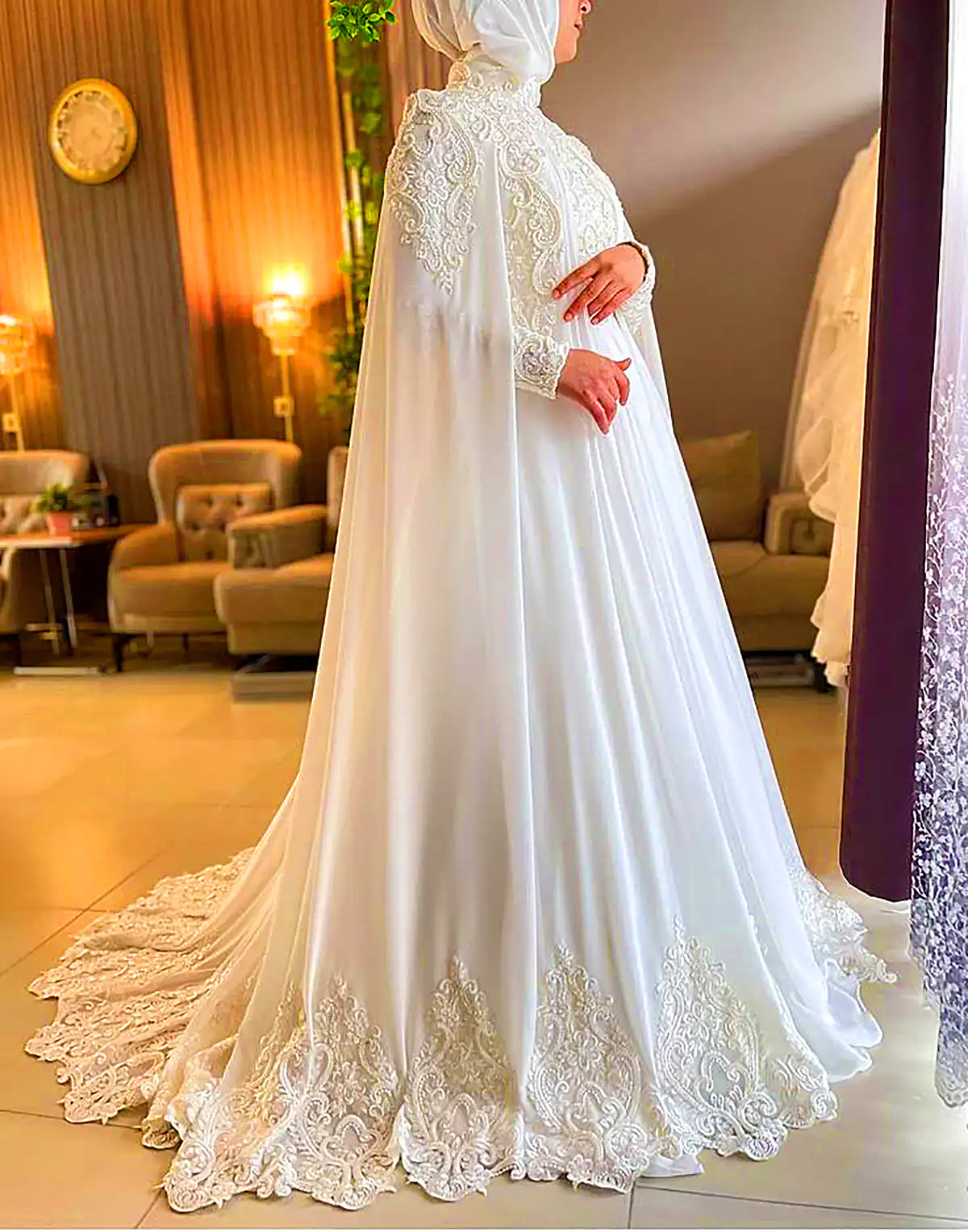لباس عروس شنل دار 