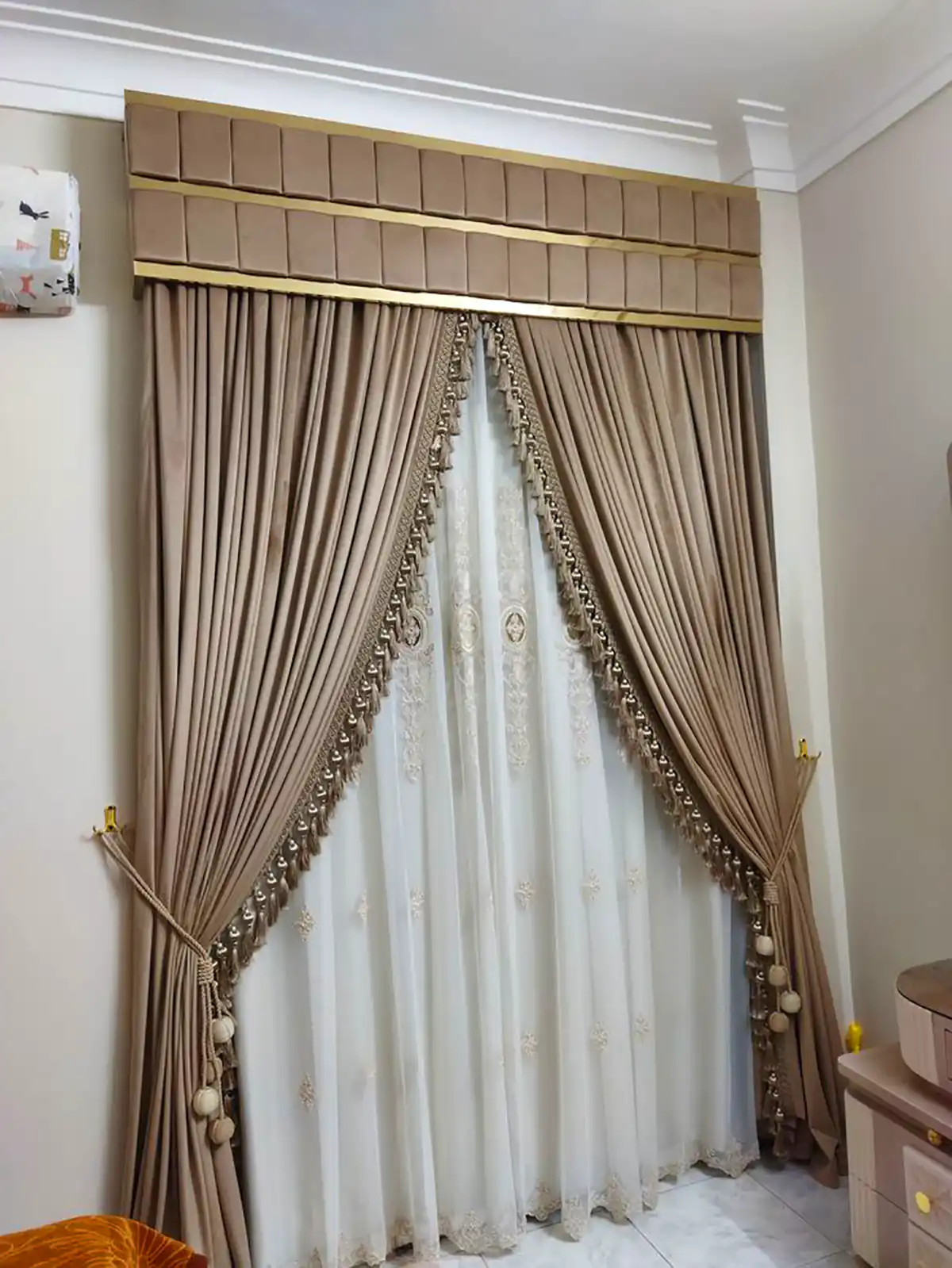 پرده لوکس و مدرن سالن