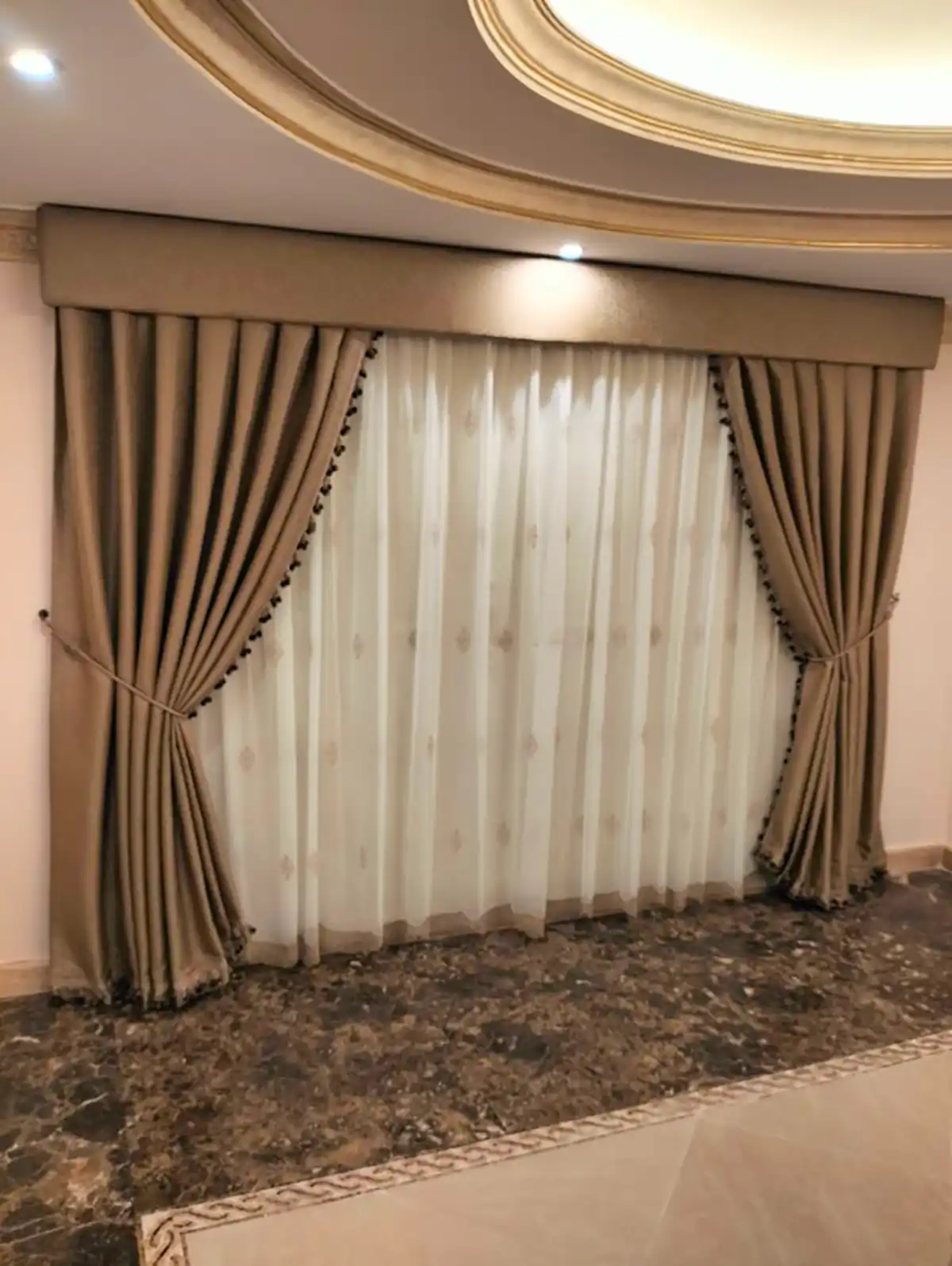 پرده لوکس و مدرن سالن