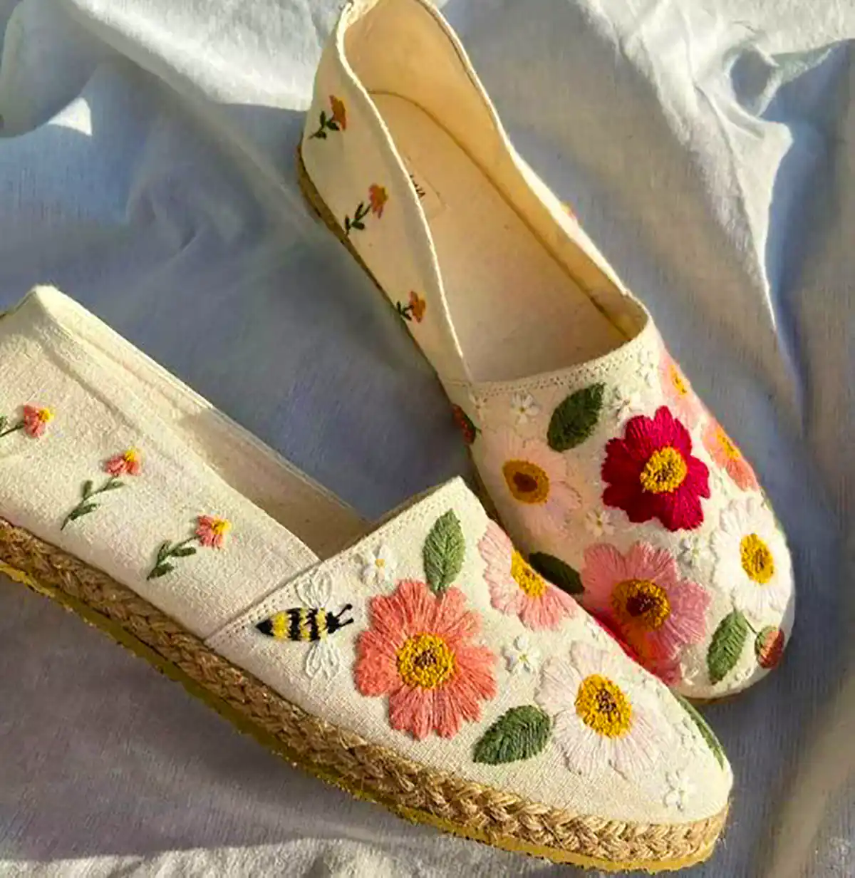 کالج گلدوزی شده ترند