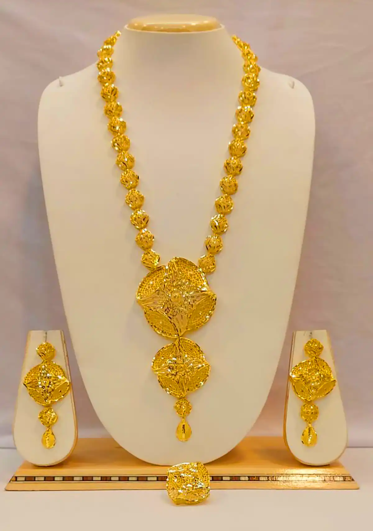 سرویس طلا هندی شیک
