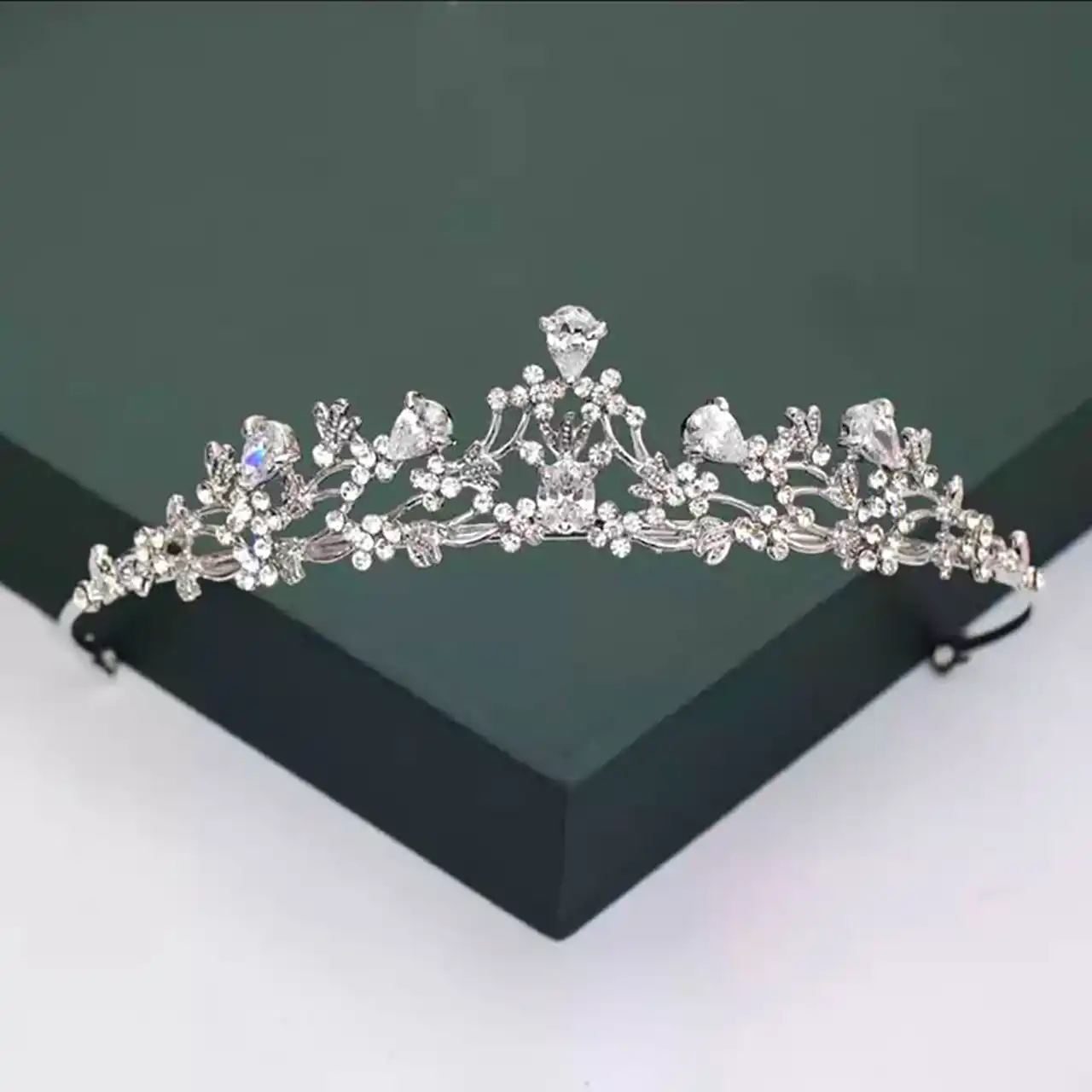 تاج جواهری شیک و ترند عروس