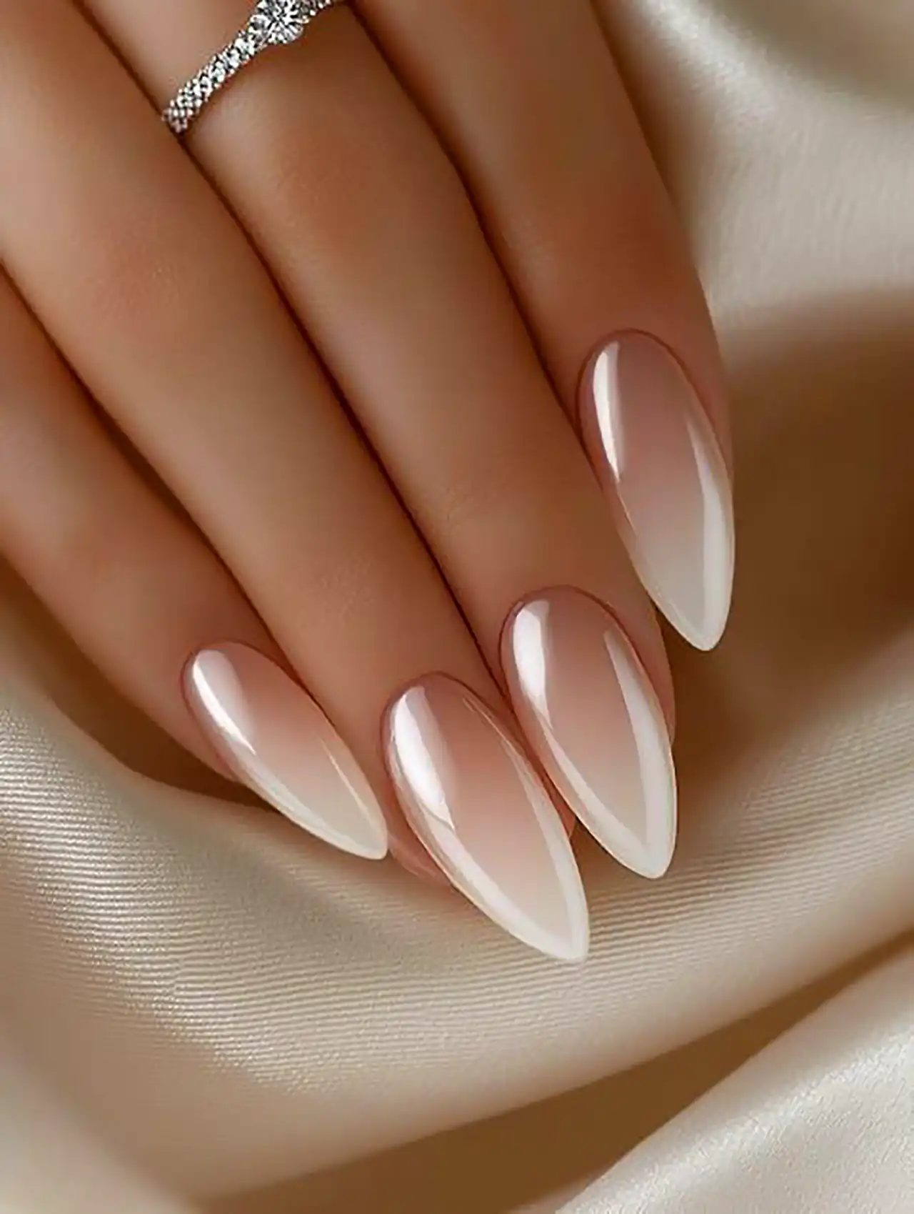 طراحی ناخن مراسم عقد