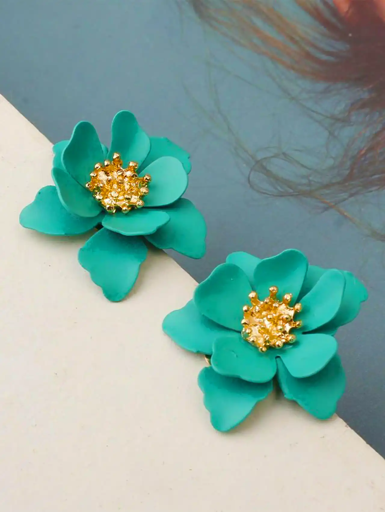 گوشواره فانتزی طرح گل