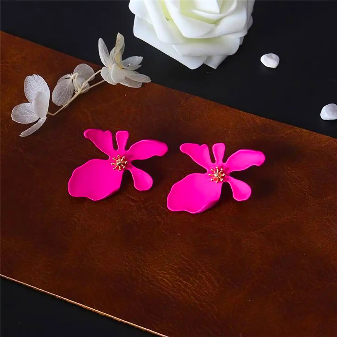 گوشواره فانتزی طرح گل
