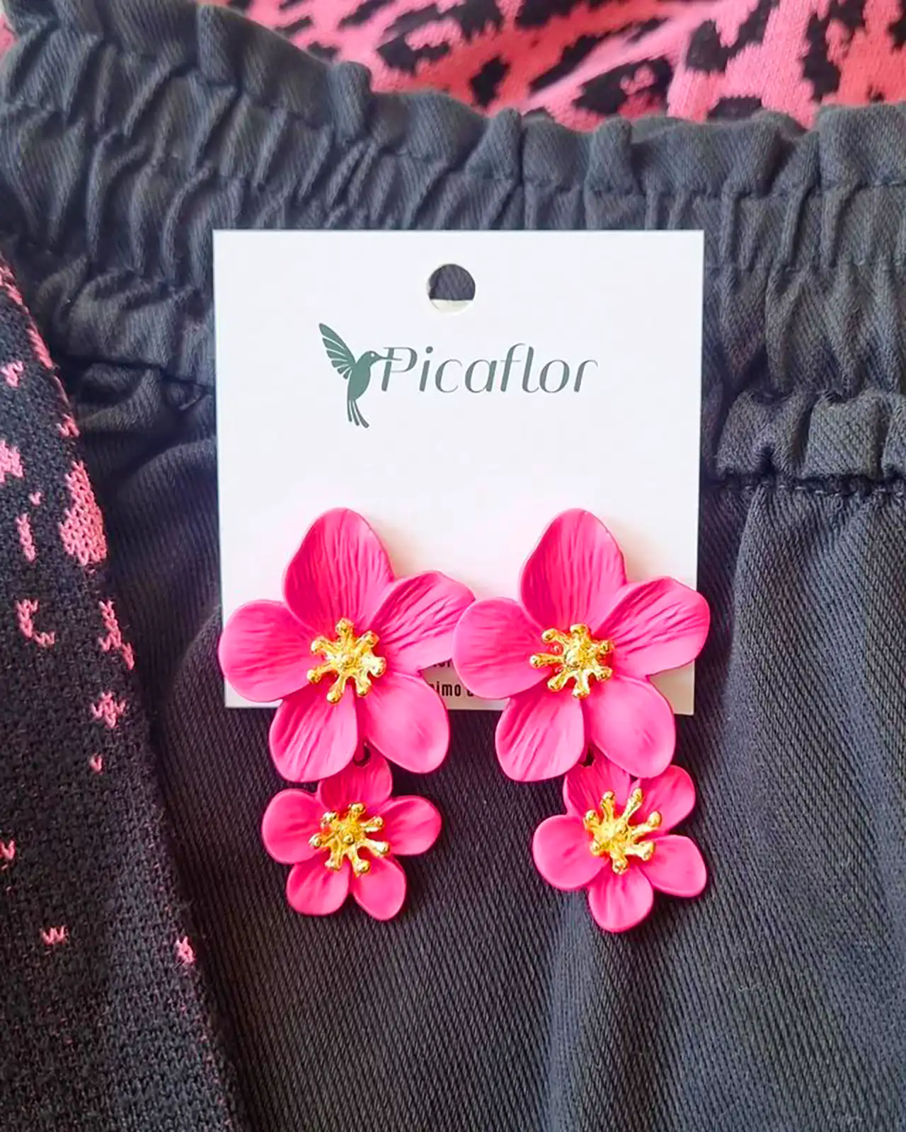 گوشواره جذاب گلبرگ