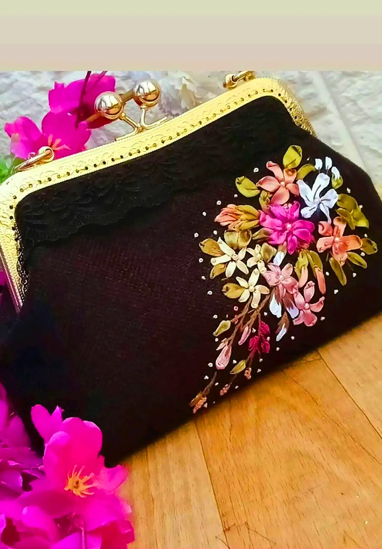 کیف مجلسی ربان دوزی شده