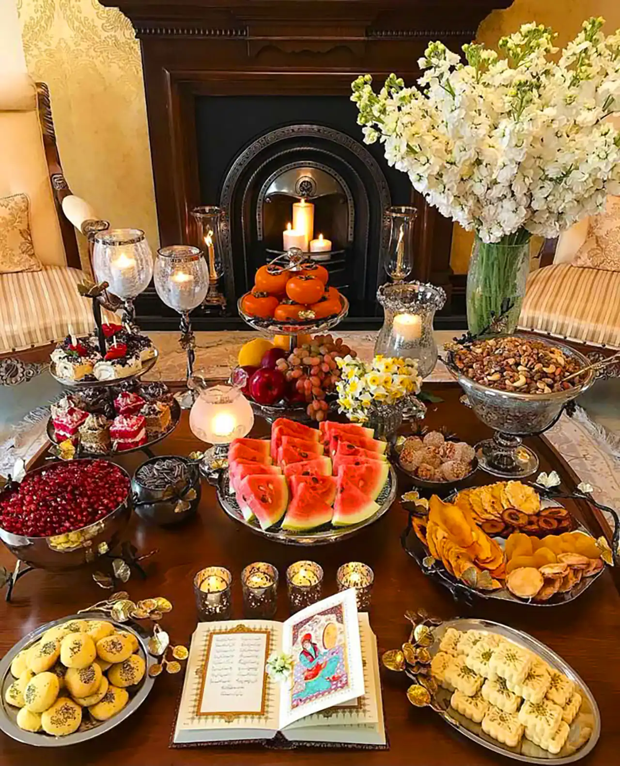 چیدن میز تنقلات برای شب نشینی