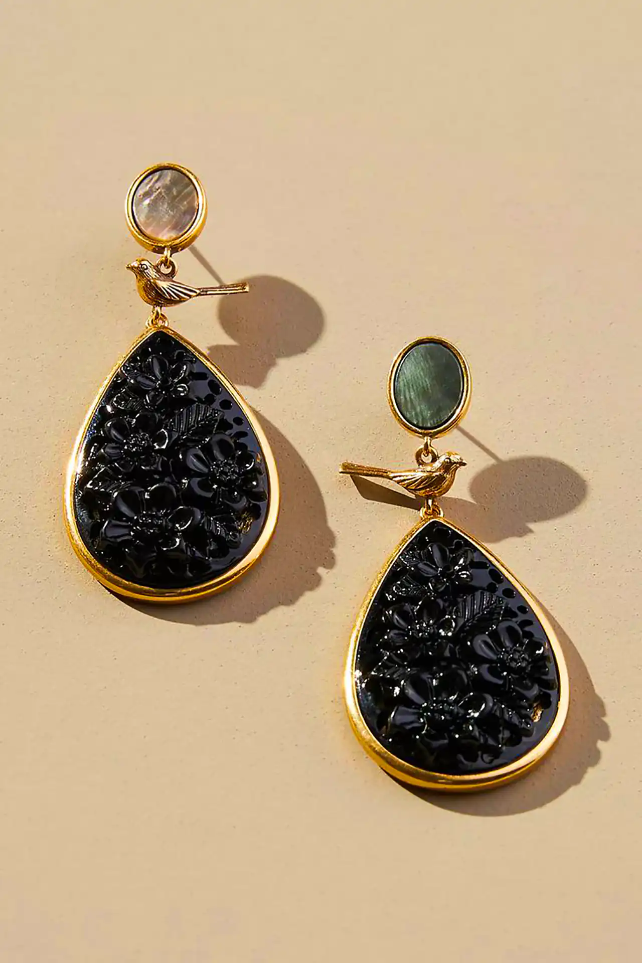 گوشواره مشکی لاکچری