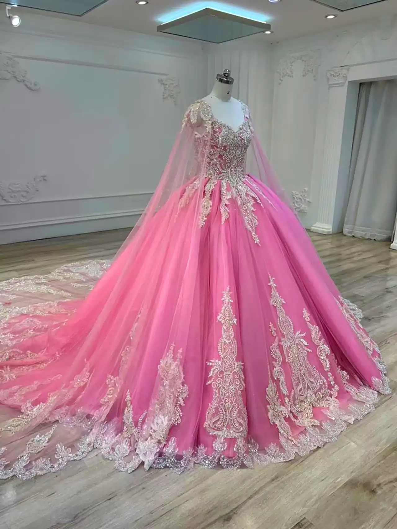 لباس عروس رنگی جدید