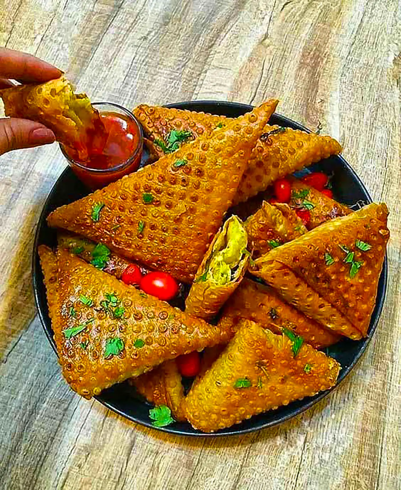 تزیین سمبوسه خانگی