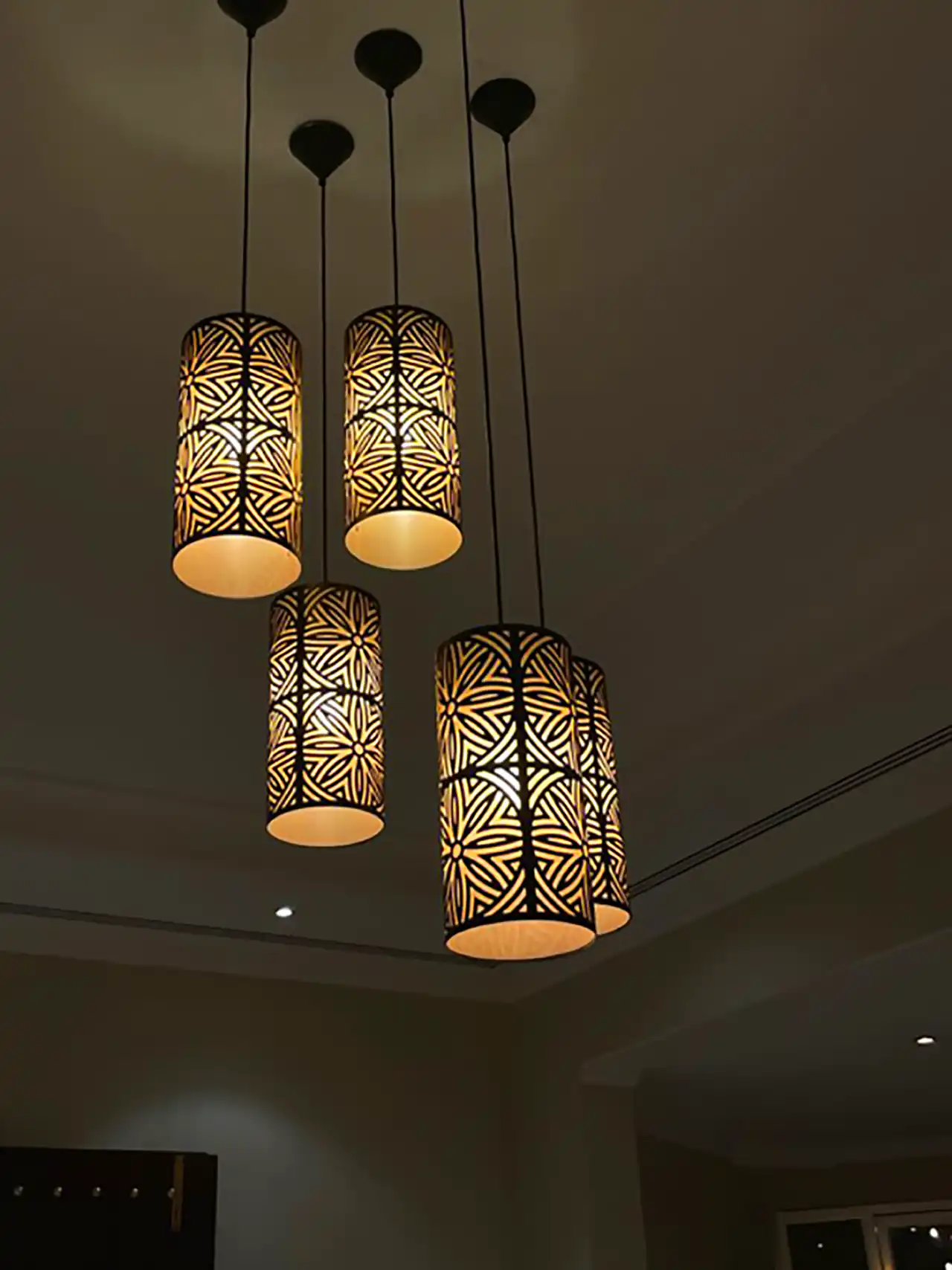 لوستر چندشاخه مدرن
