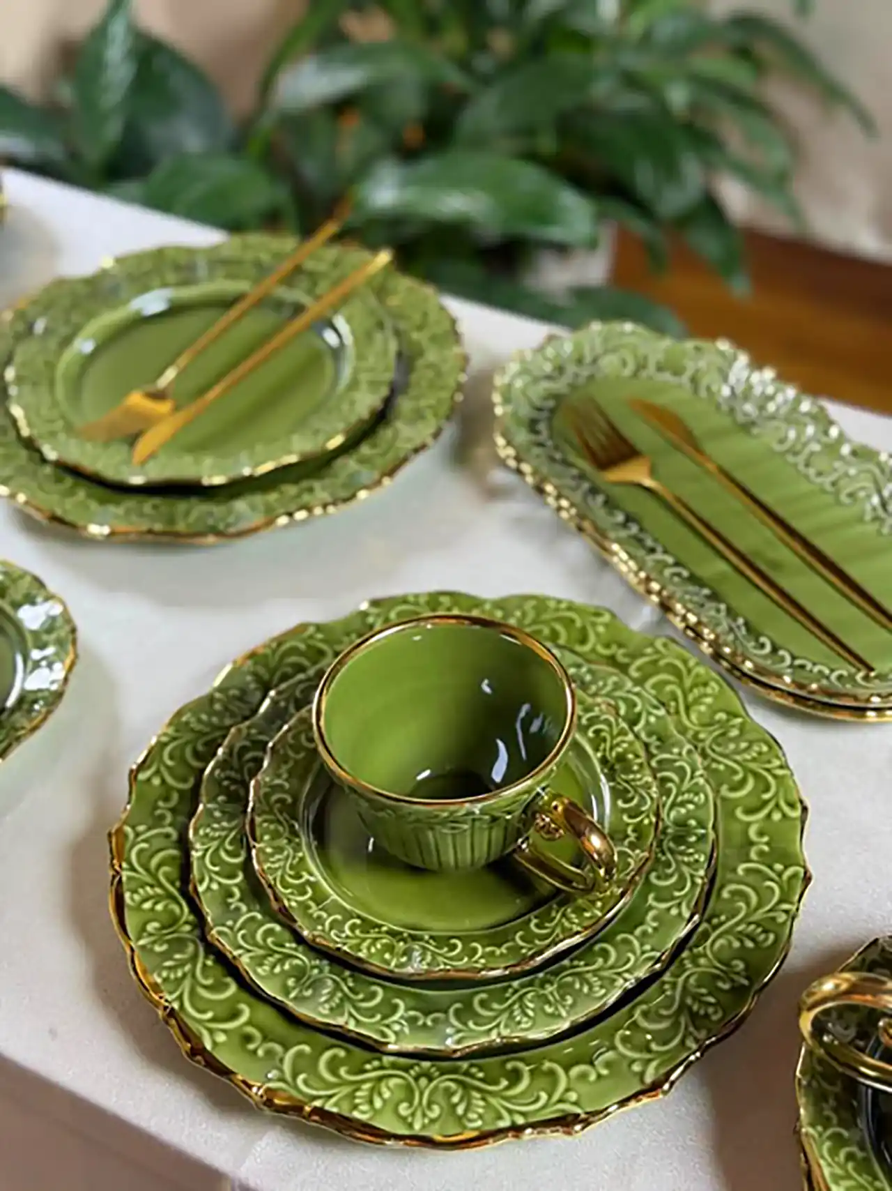 ظروف پذیرایی چینی مدرن