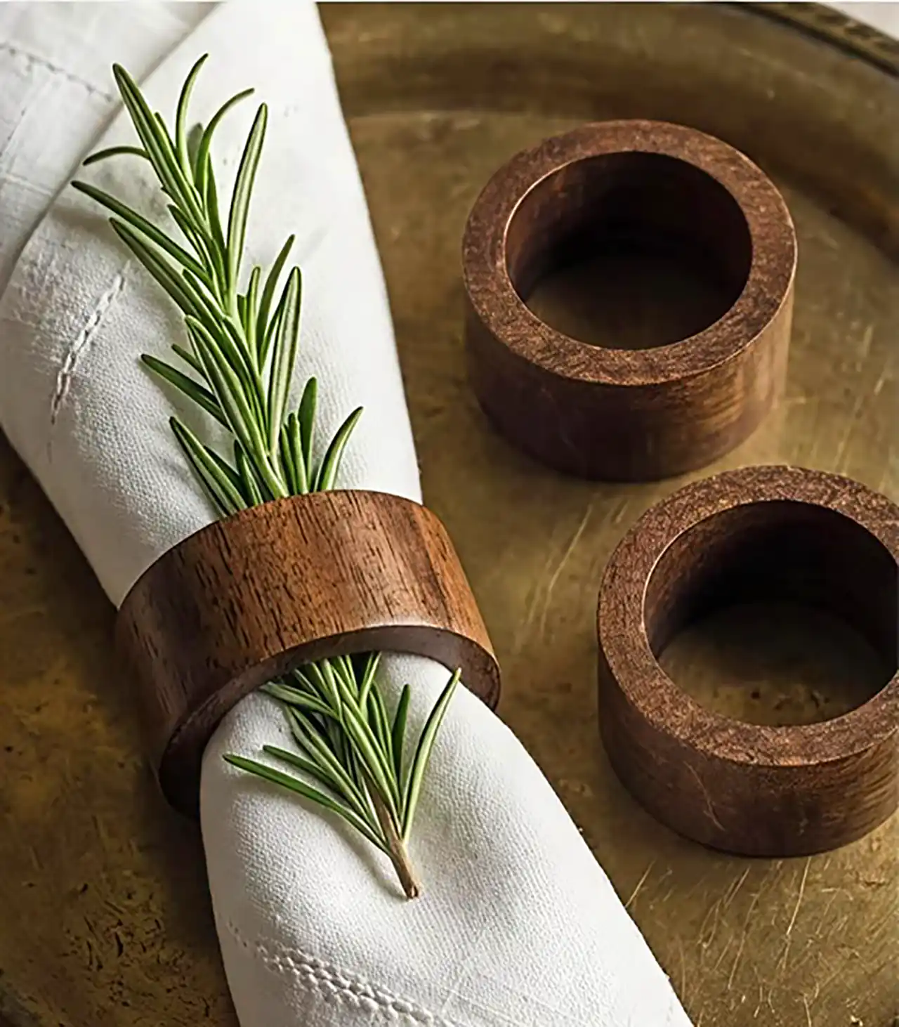 حلقه دستمال سفره چوبی