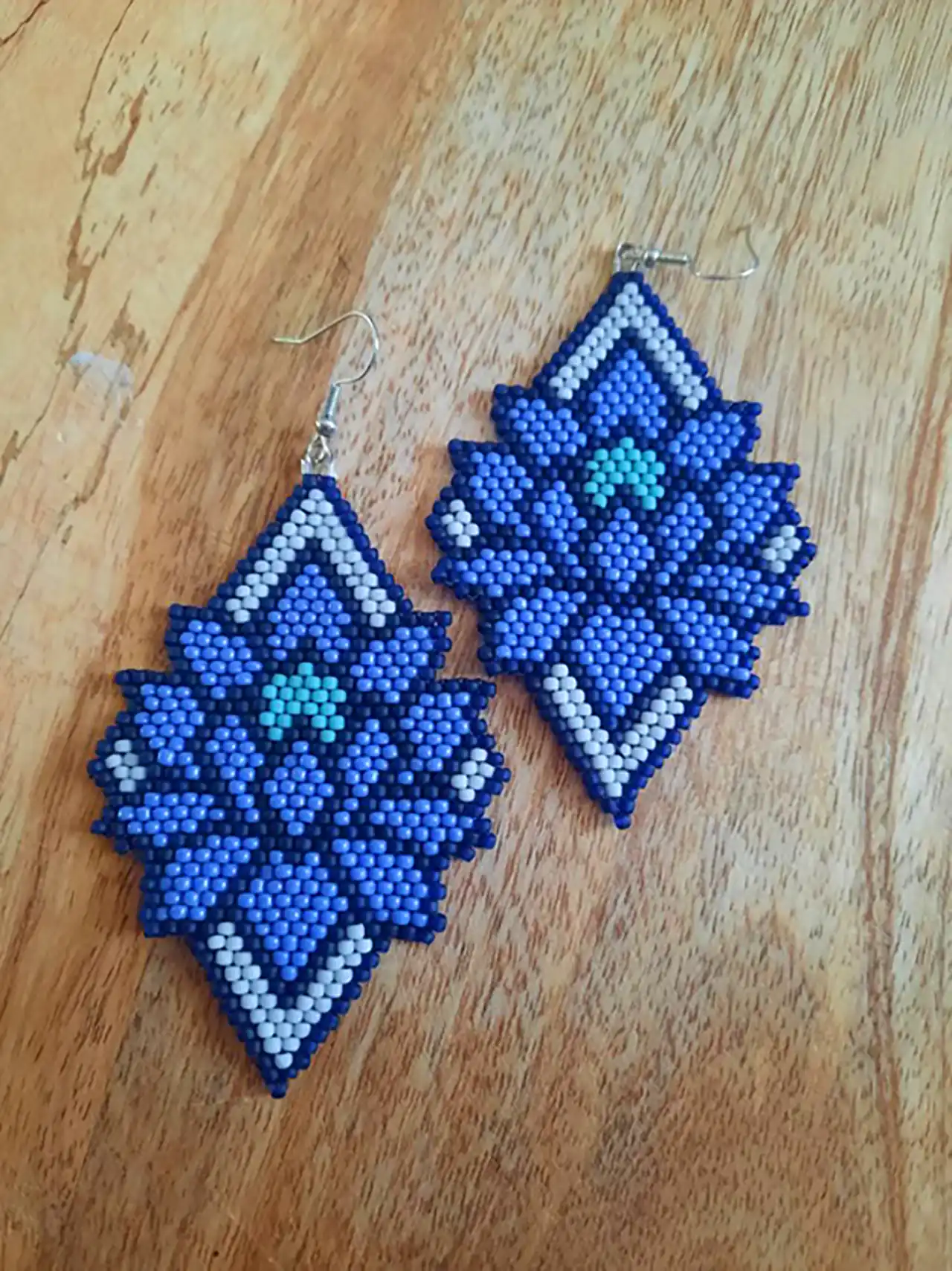 گوشواره میوکی رنگی