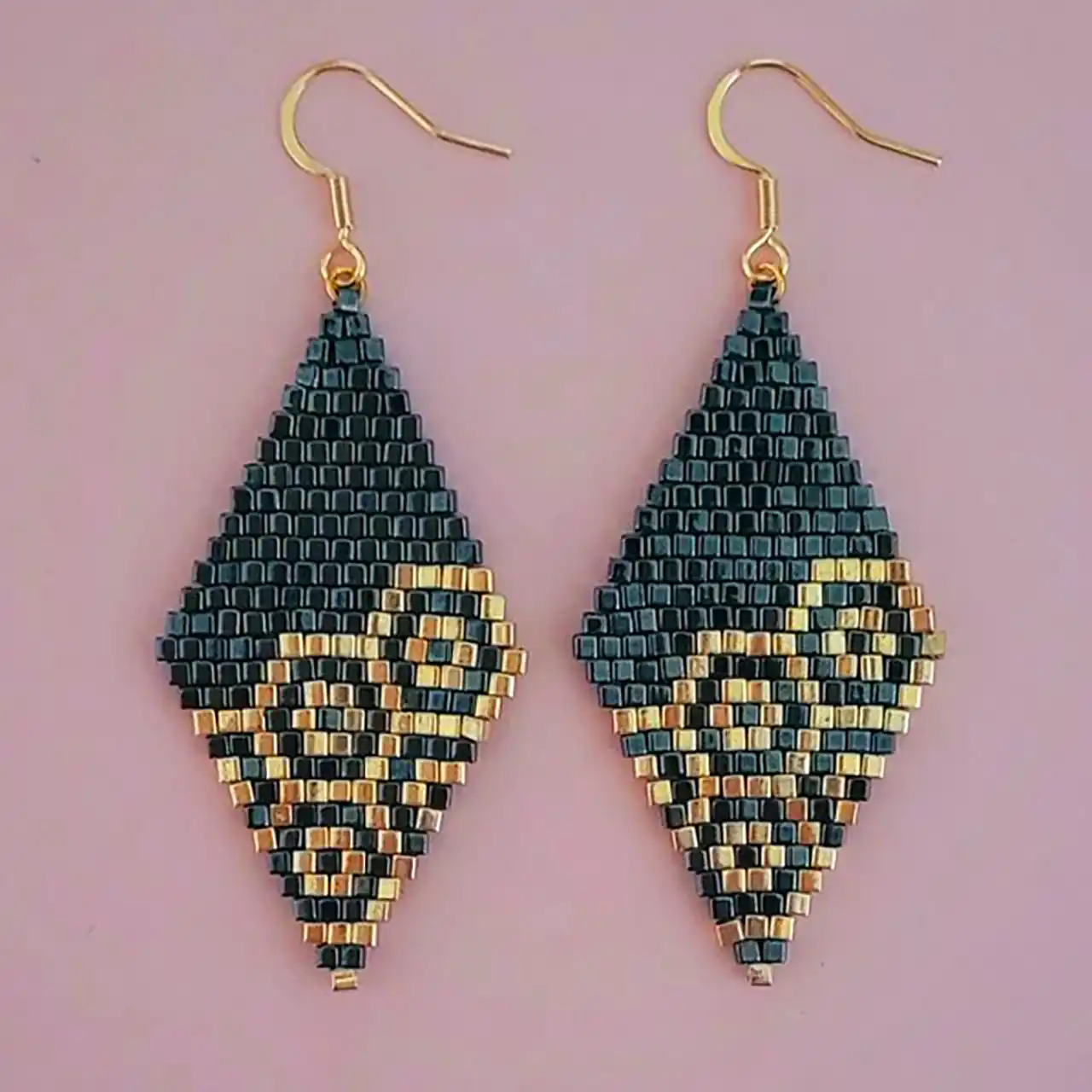 گوشواره میوکی رنگی