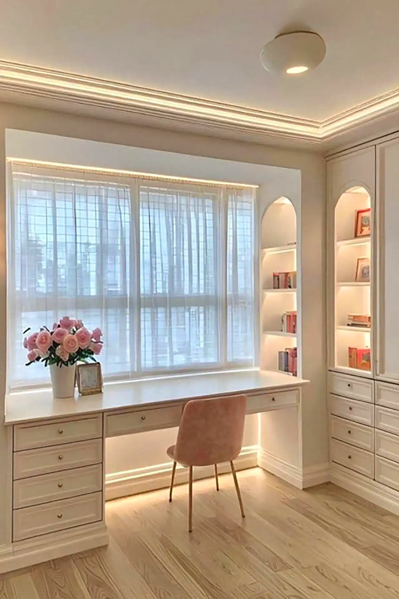 میز شیک برای کنج اتاق 