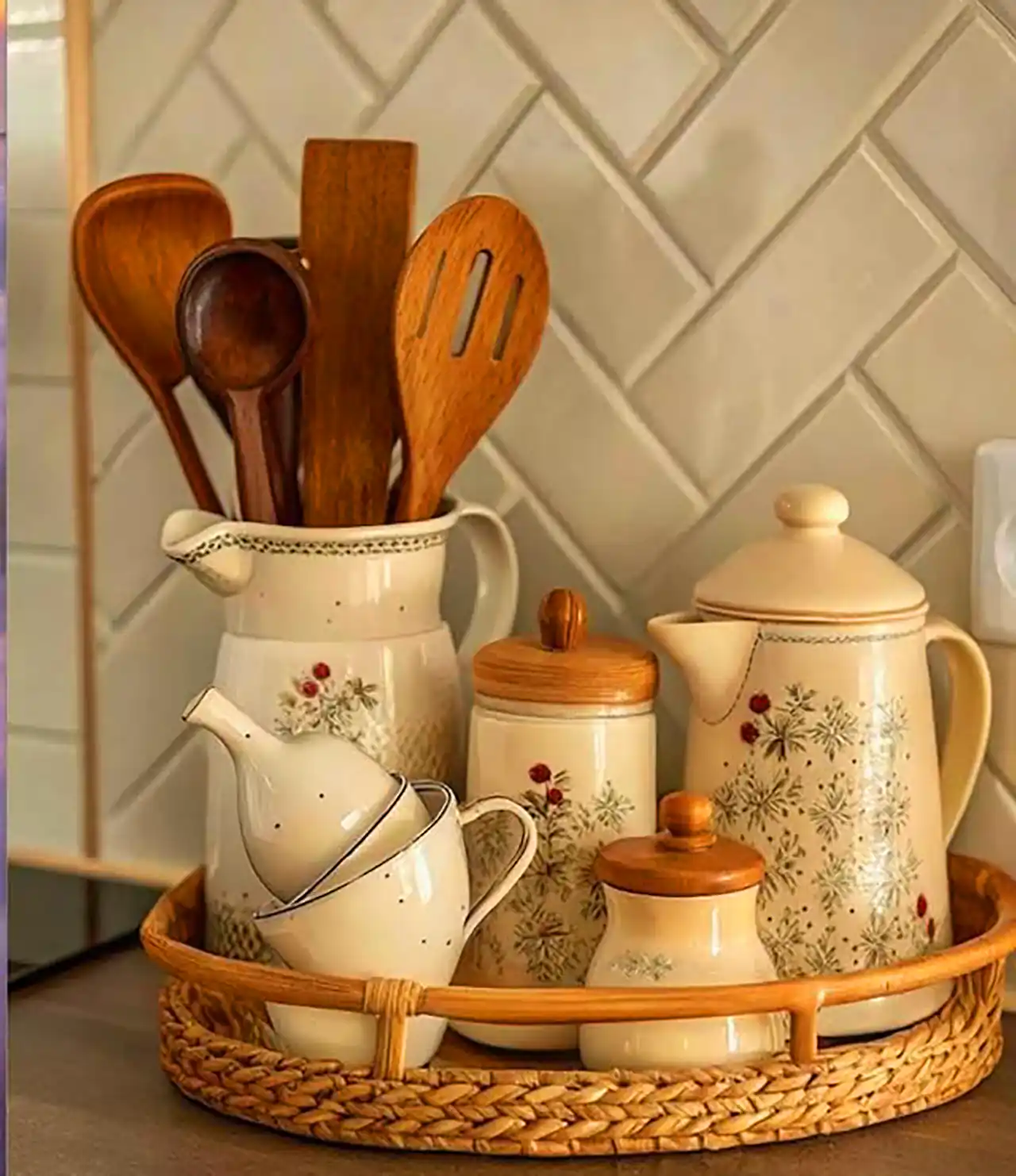 نظم دهنده کاربردی آشپزخانه